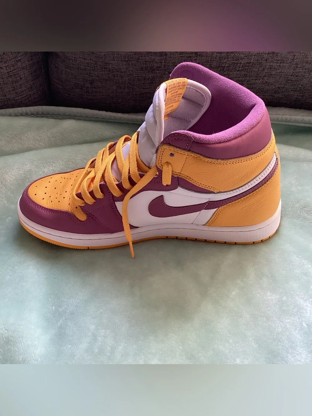 Nike  Air Jordan 1 Retro High OG 
